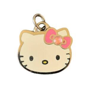 Hello  Kitty‎ Charm